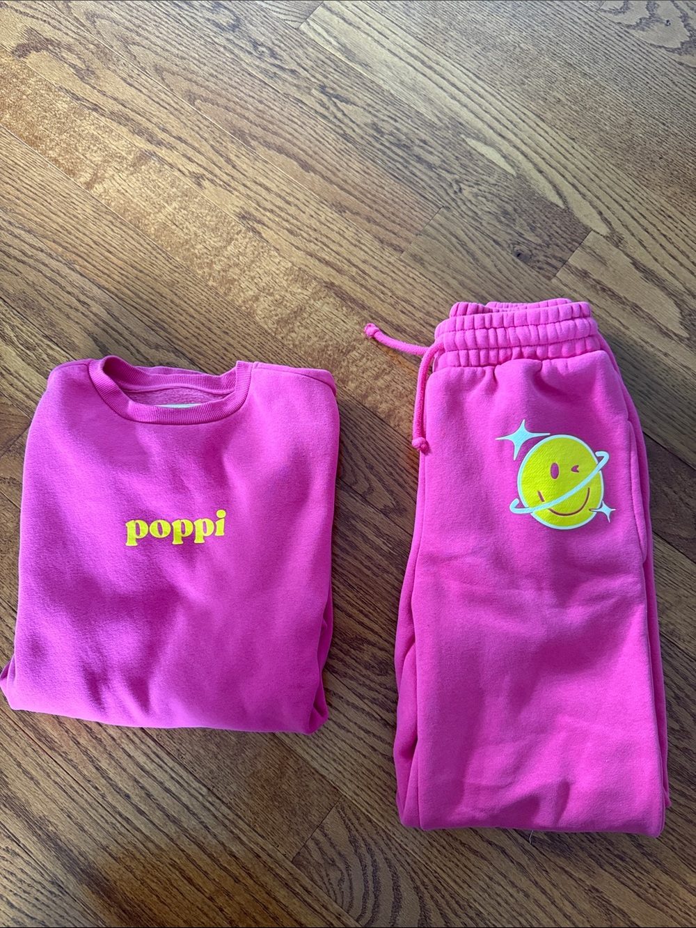 Target Poppi - crewneck and sweatpants